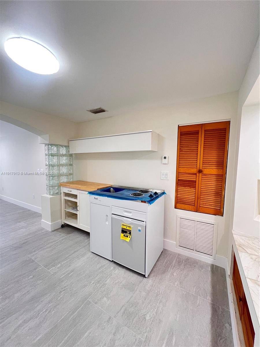 Apartment for rent at 161 SW 52nd Court #161, Miami, FL 33134