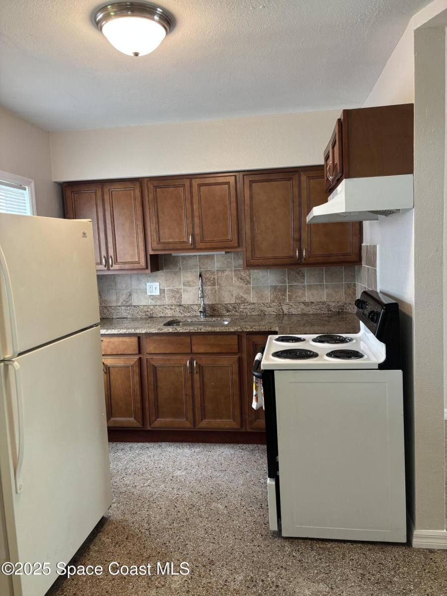 Apartment for rent at 1420 Avocado Ave #14, Melbourne, FL 32935