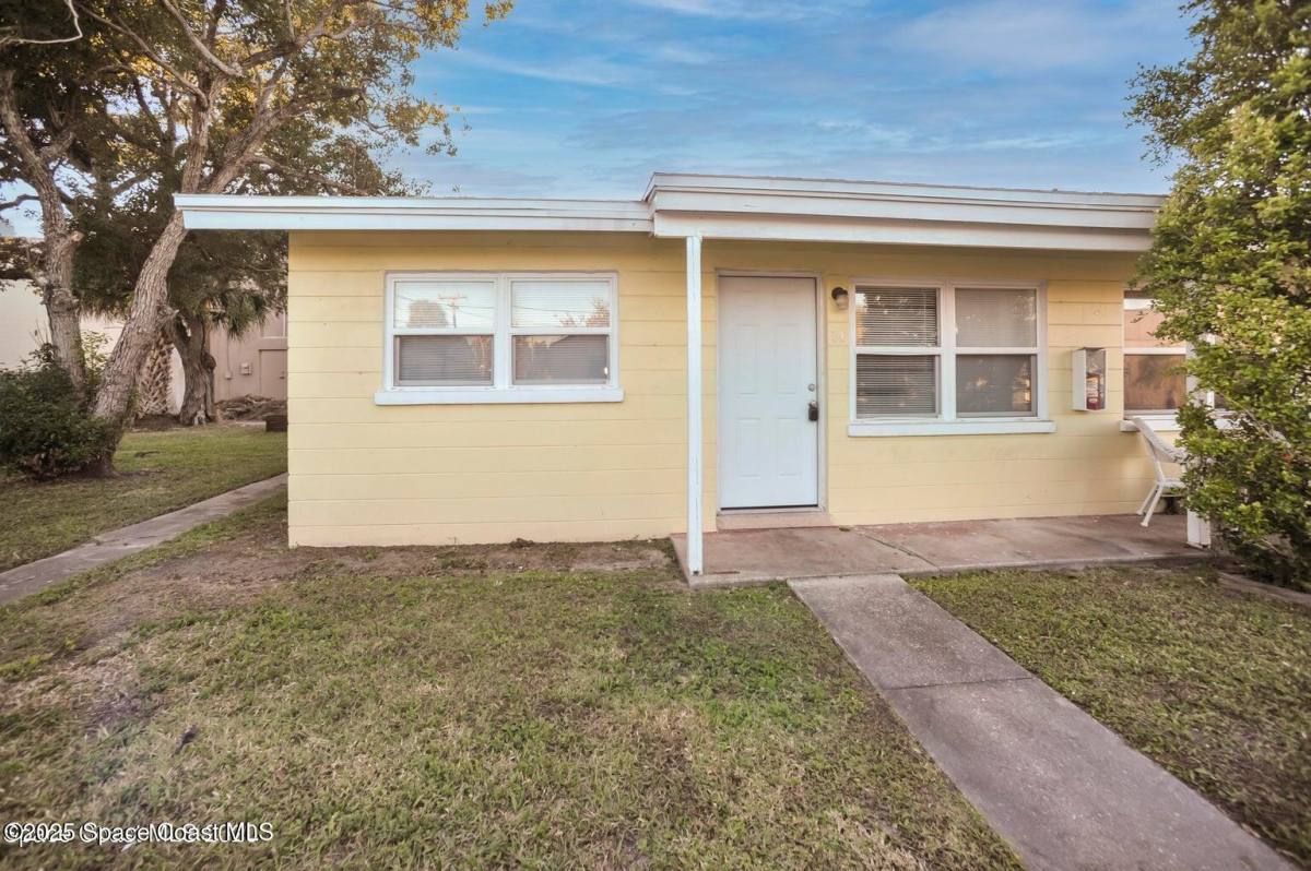 Apartment for rent at 1420 Avocado Ave #14, Melbourne, FL 32935