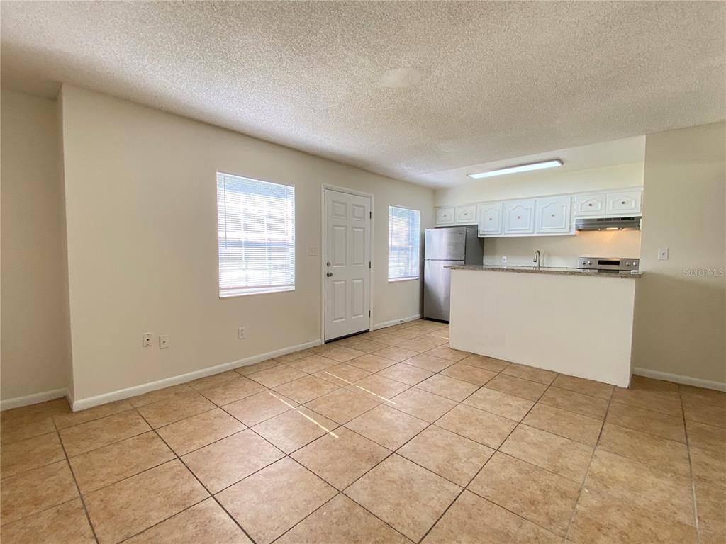 Apartment for rent at 5230 Davisson Ave, Orlando, FL 32810