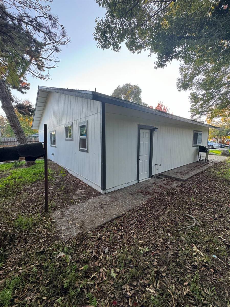 Apartment for rent at 4051 69th St, Sacramento, CA 95820