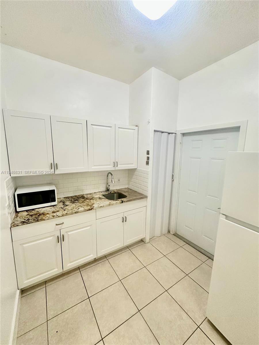 27583 SW 133rd Ave #2, Homestead, FL 33032 - Apartment For Rent - Image 3