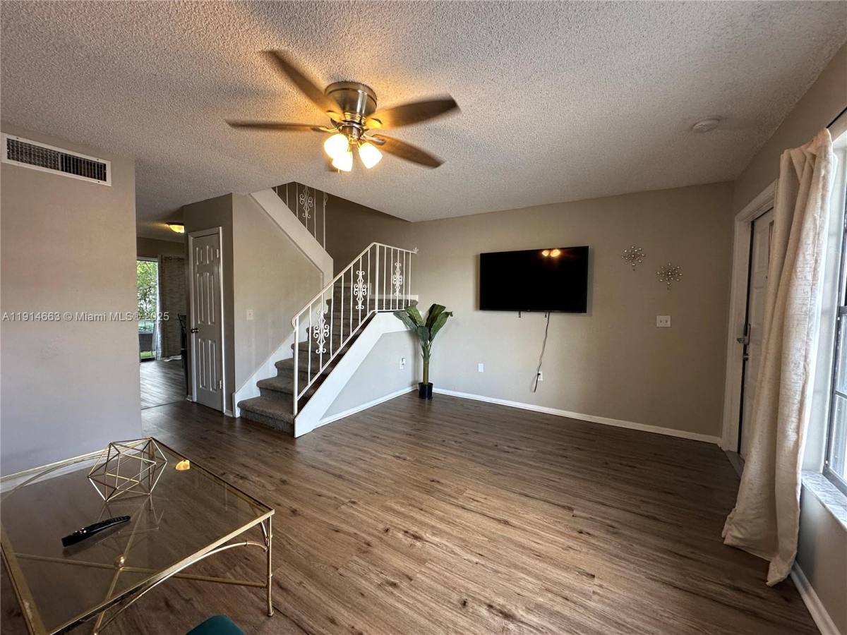 Condo for rent at 6060 Village Circle N, Orlando, FL 32822