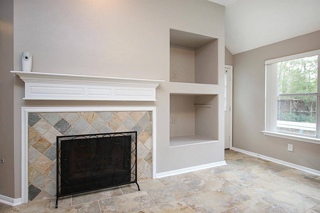 Apartment for rent at 155 Avonlea Court #155, Spring, TX 77382
