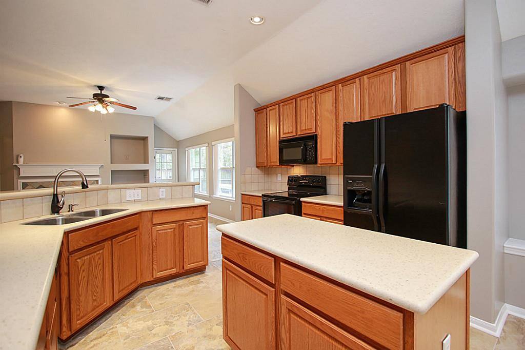 Apartment for rent at 155 Avonlea Court #155, Spring, TX 77382