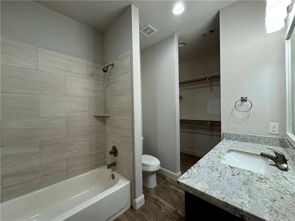 Townhouse for rent at 203 Brentwood Dr E #76, College Station, TX 77840