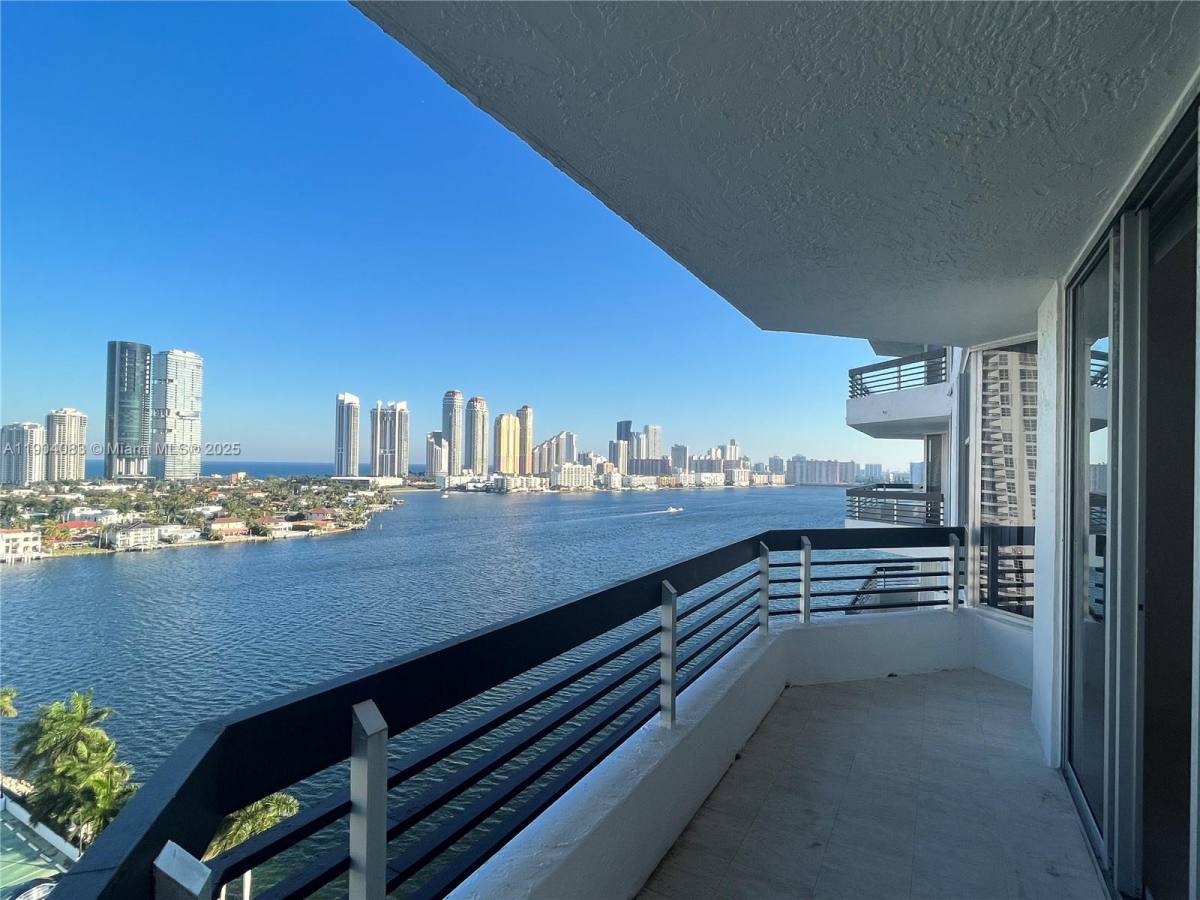 Condo for rent at 3600 Mystic Pointe Dr #1717, Miami, FL 33180