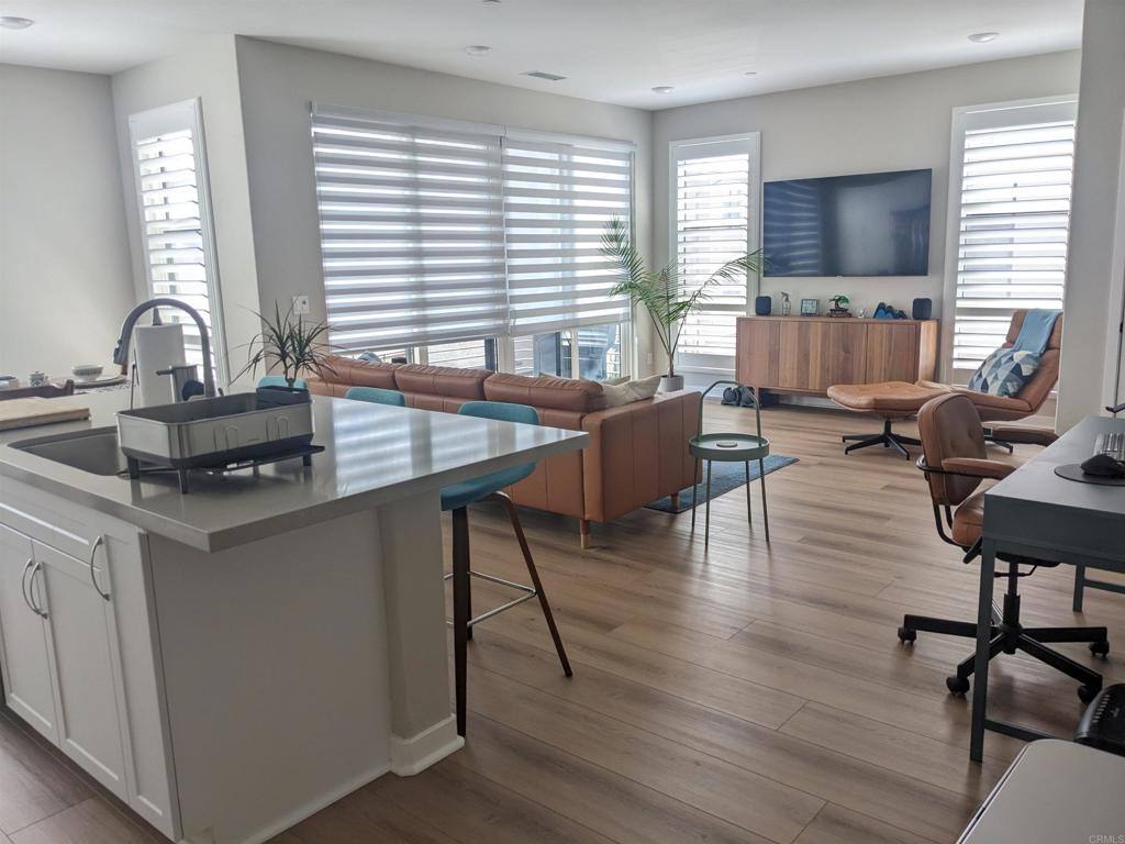 Townhouse for rent at 2950 Via Alta Place, San Diego, CA 92108