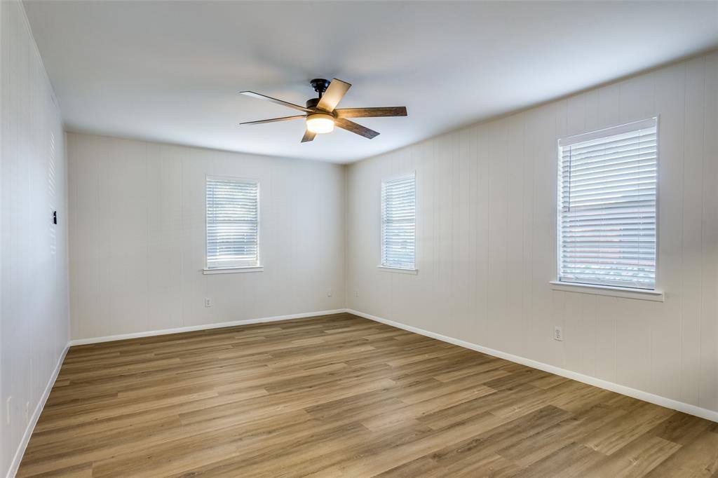 Apartment for rent at 8552 Gibbs Dr, Fort Worth, TX 76108