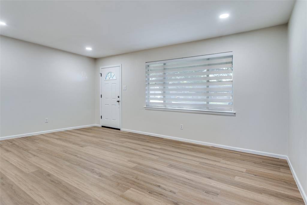 Apartment for rent at 8552 Gibbs Dr, Fort Worth, TX 76108