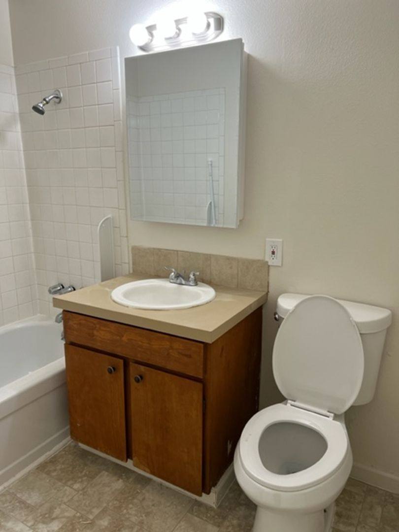 Apartment for rent at 3503 NE 49th St, Vancouver, WA 98661