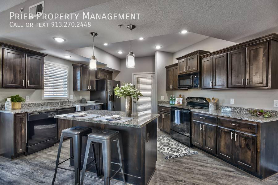 Apartment for rent at 12307 S Chelsea St -Building 1 #103, Olathe, KS 66061