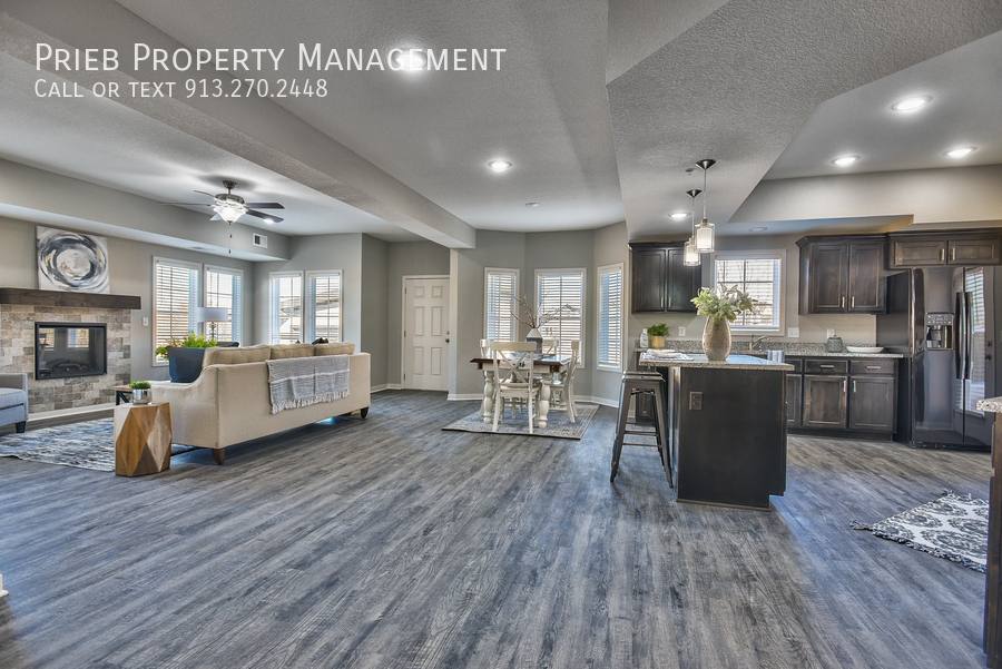 Apartment for rent at 12307 S Chelsea St -Building 1 #103, Olathe, KS 66061