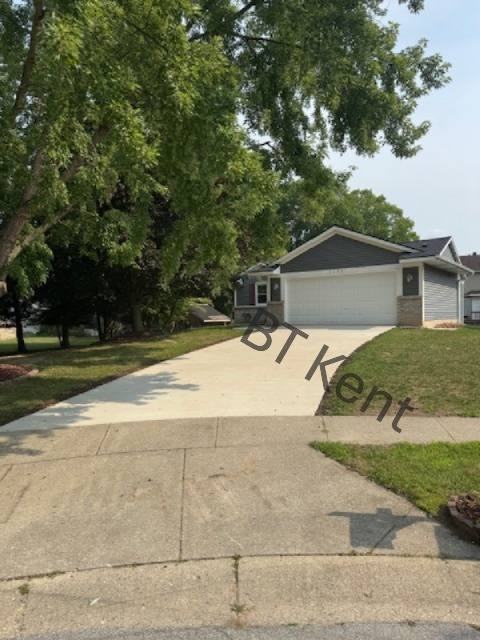 House for rent at 2146 Gingerwood Court SE, Grand Rapids, MI 49508