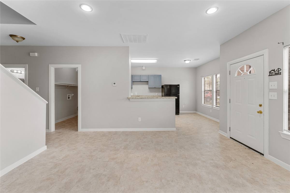 Apartment for rent at 9610 Buffum St #9610B, Houston, TX 77051