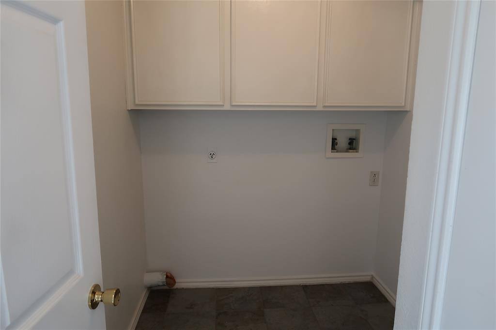 Apartment for rent at 406 N Denny St #406B, Howe, TX 75459
