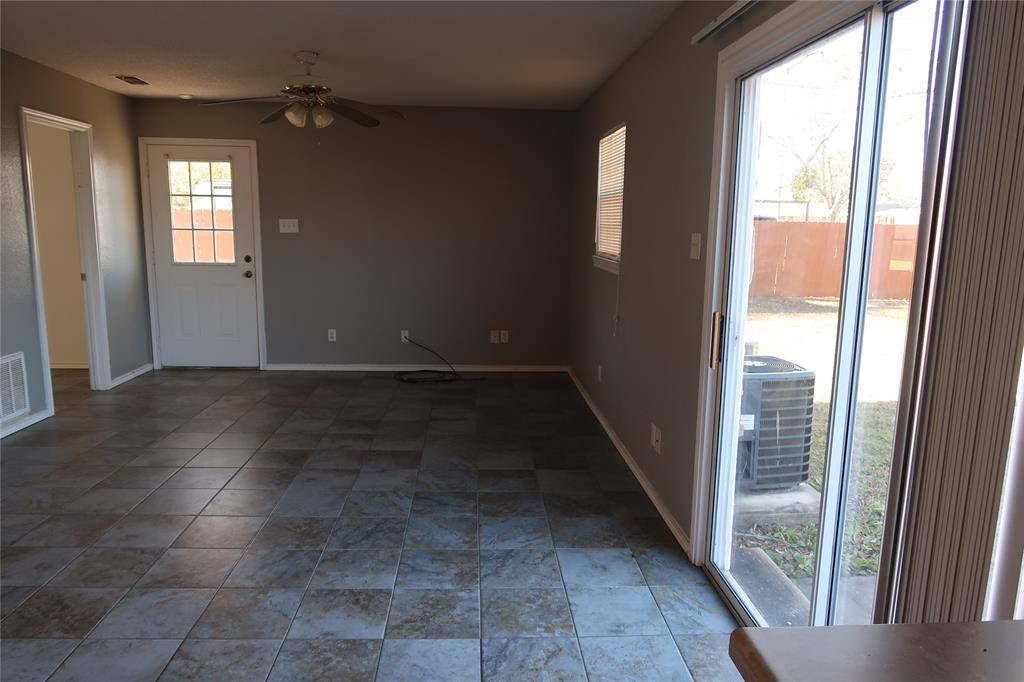Apartment for rent at 406 N Denny St #406B, Howe, TX 75459