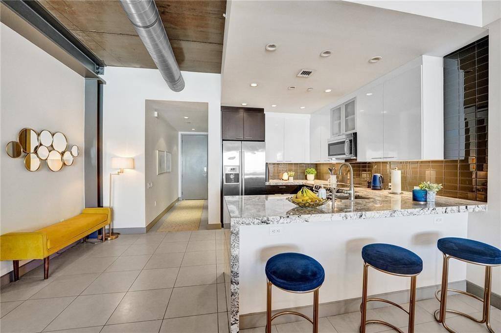 Apartment for rent at 110 SE 2nd St #402, Delray Beach, FL 33444