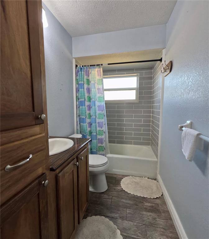 Apartment for rent at 4902 Thonotosassa Rd, Plant City, FL 33565