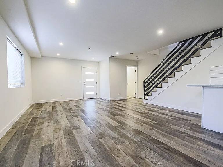 Apartment for rent at 7445 Troost Ave #74457445 1 2, North Hollywood, CA 91605