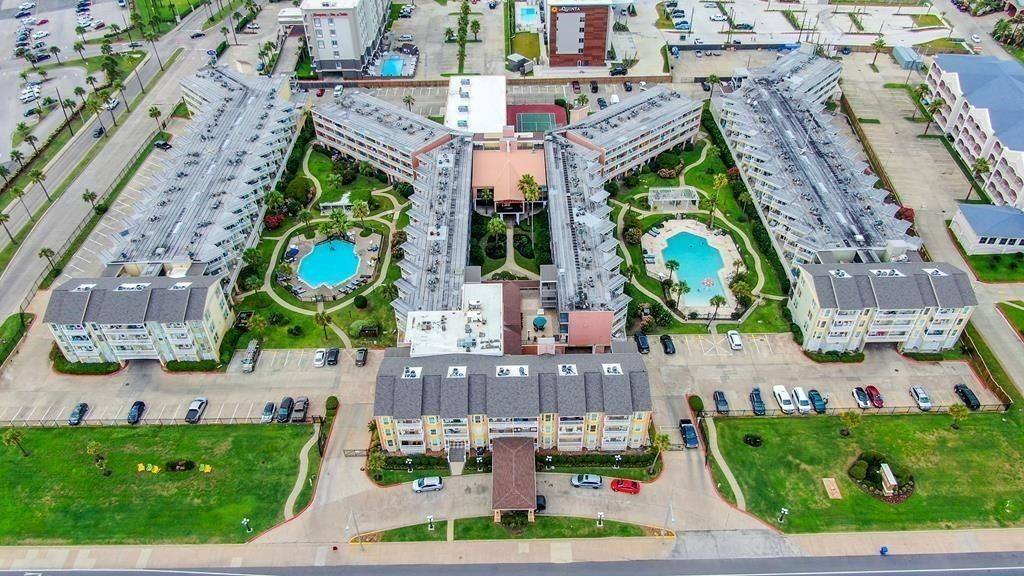 Condo for rent at 6300 Seawall Blvd, Galveston, TX 77551