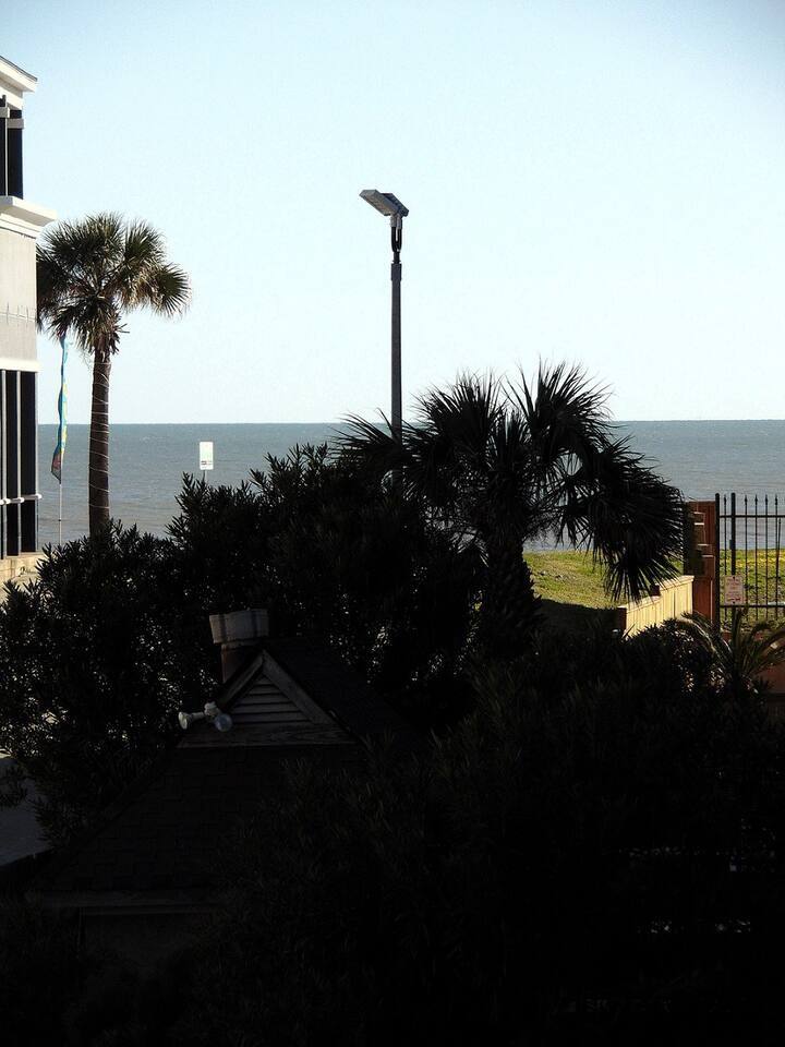 Condo for rent at 6300 Seawall Blvd, Galveston, TX 77551