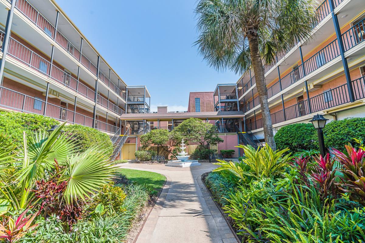 Condo for rent at 6300 Seawall Blvd, Galveston, TX 77551