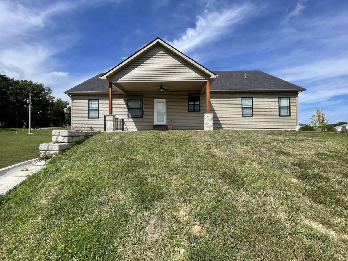 House for rent at 25 Gregory Michael Lane, Wright City, MO 63390
