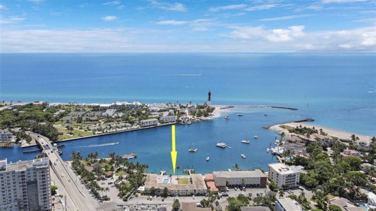 Apartment for rent at 2508 Bay Dr #114, Pompano Beach, FL 33062