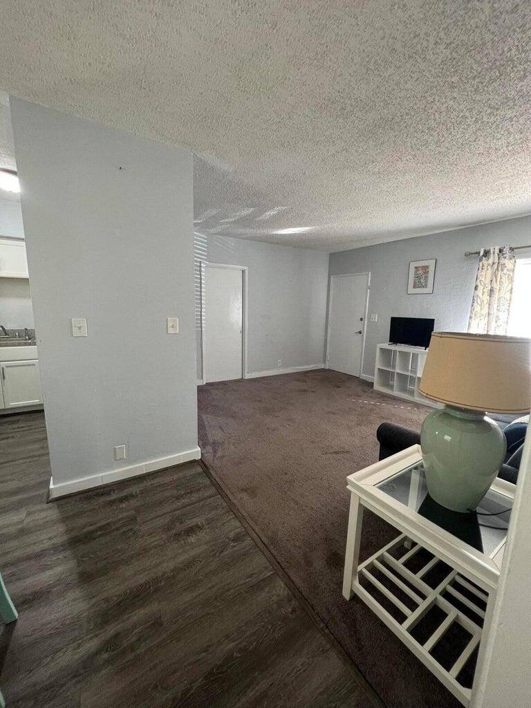 Apartment for rent at 2508 Bay Dr #114, Pompano Beach, FL 33062