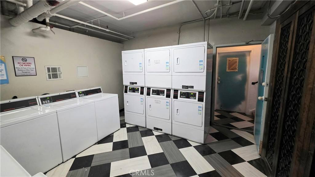 Apartment for rent at 3804 W Sunset Blvd #201, Los Angeles, CA 90026