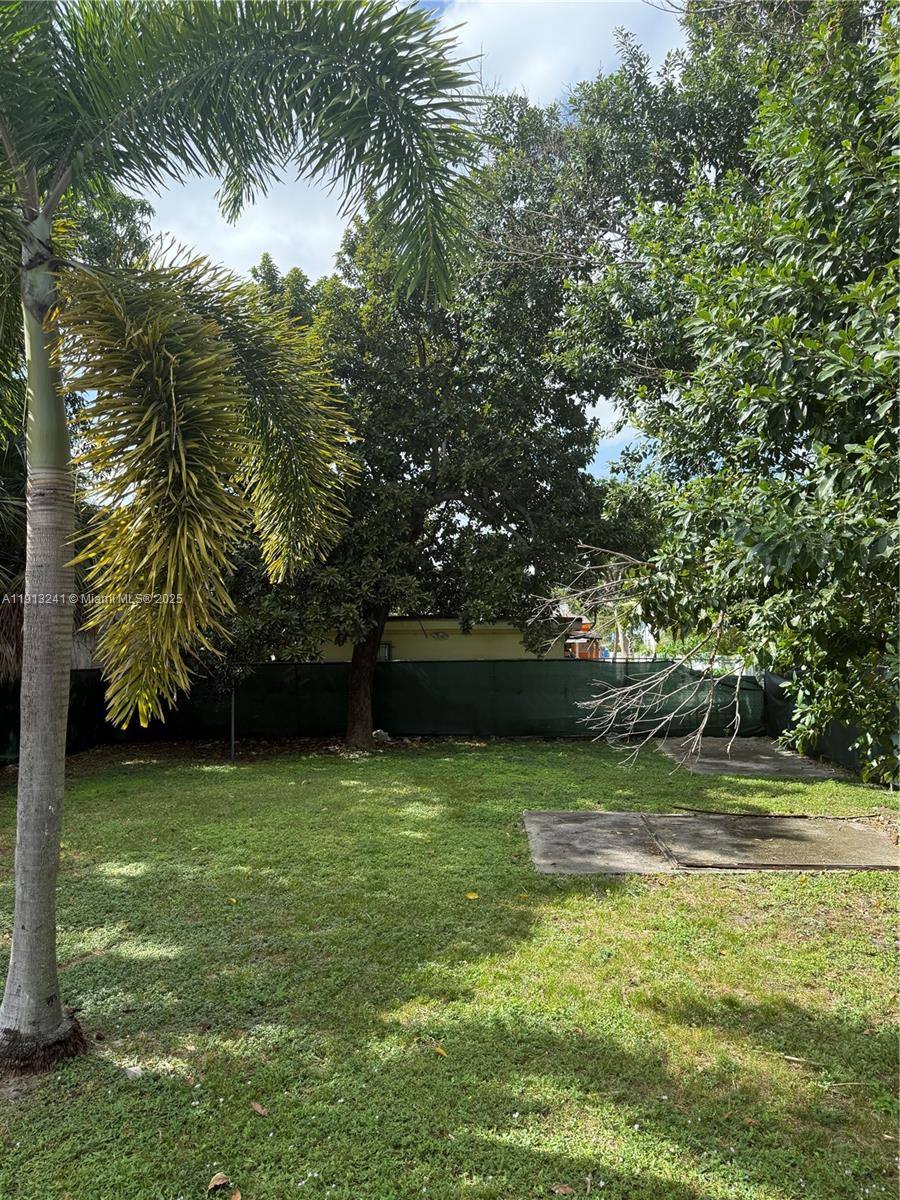 Apartment for rent at 5636 NW 4th Ave #5636STUDIO, Miami, FL 33127