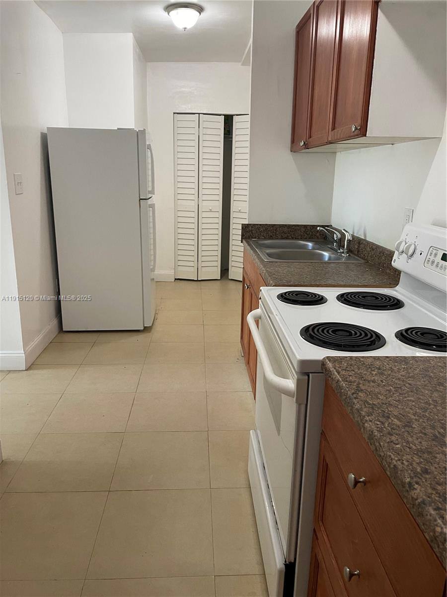 Apartment for rent at 1180 NE 160th Terrace #3, Miami, FL 33162