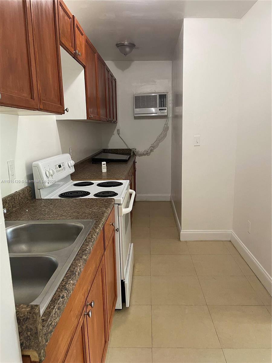 Apartment for rent at 1180 NE 160th Terrace #3, Miami, FL 33162