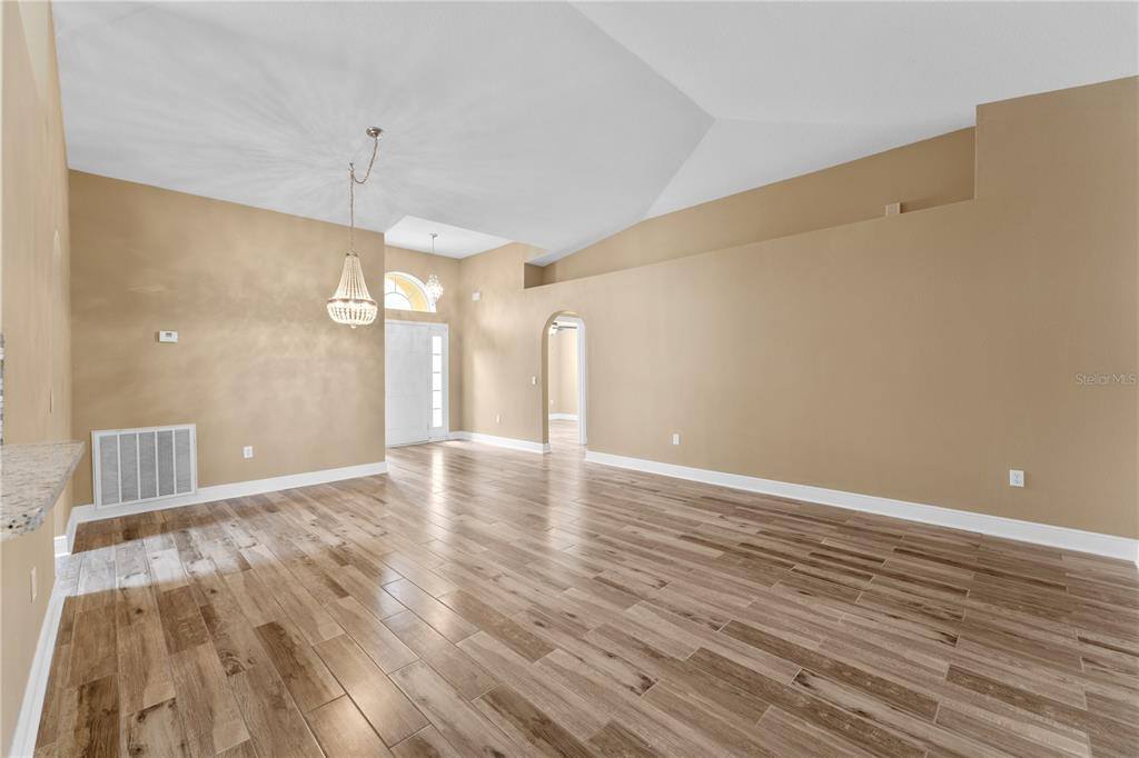 Apartment for rent at 505 Stonewall Ave #505, Haines City, FL 33844