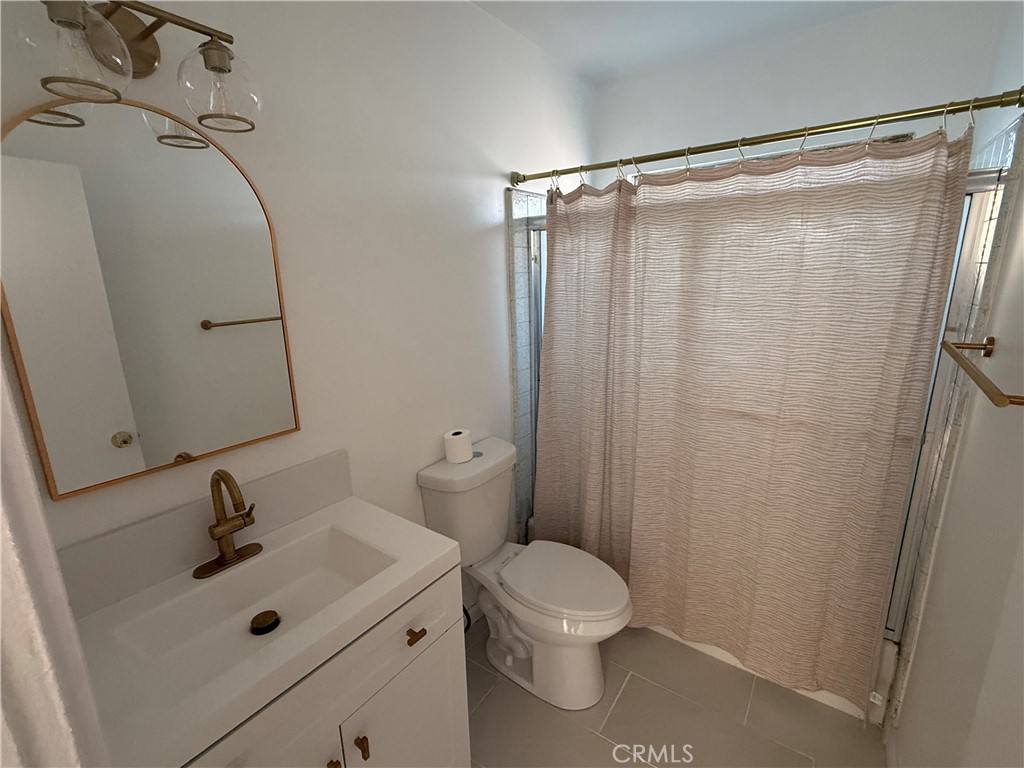 Apartment for rent at 212 W 84th St #212, Los Angeles, CA 90003