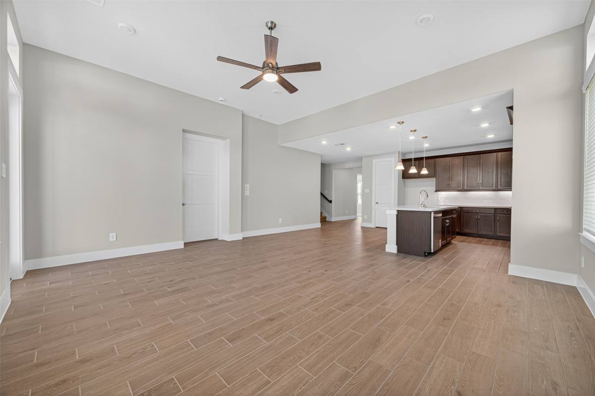 Apartment for rent at 24114 Blooming Daisy Circle, Katy, TX 77493