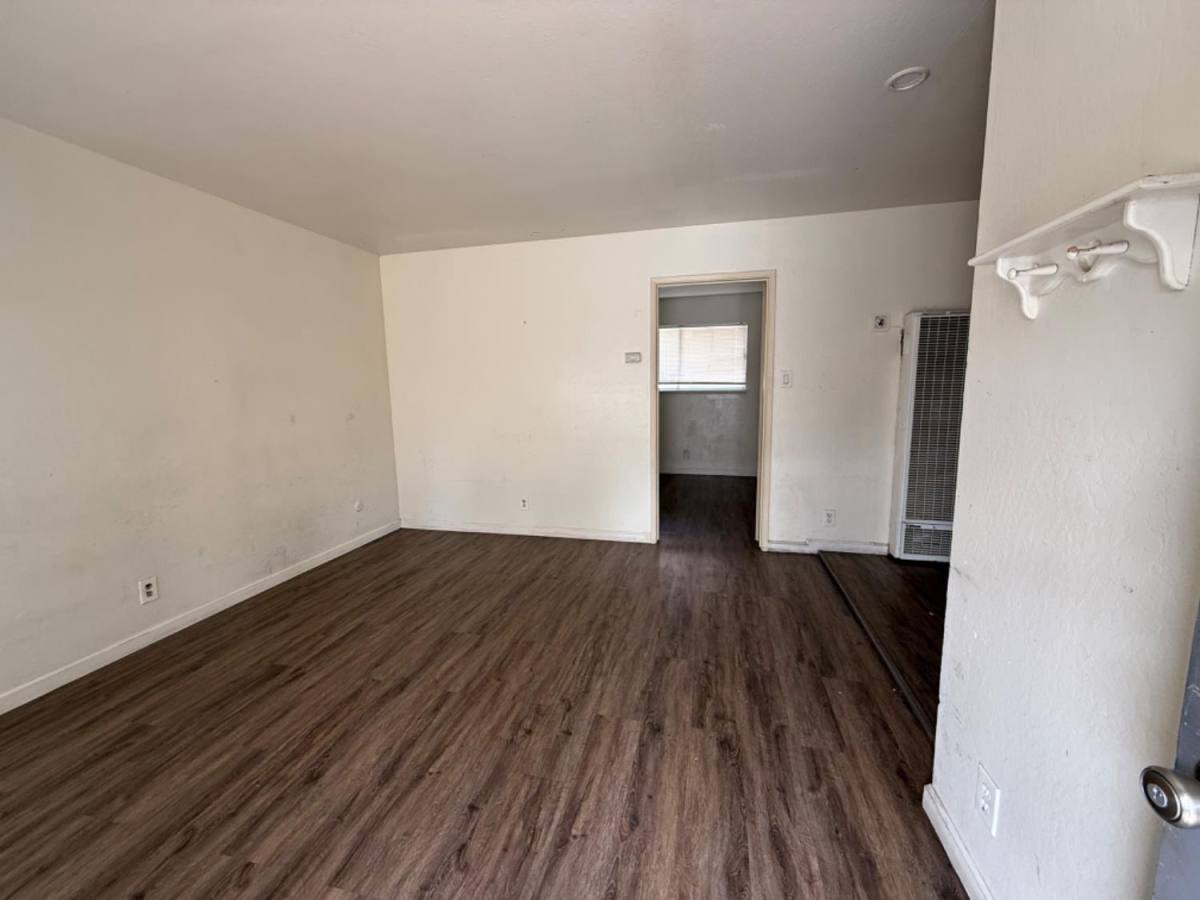Apartment for rent at 2321 Cambridge St #2321C, Sacramento, CA 95815