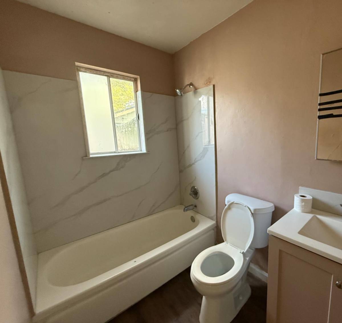 Apartment for rent at 2321 Cambridge St #2321C, Sacramento, CA 95815