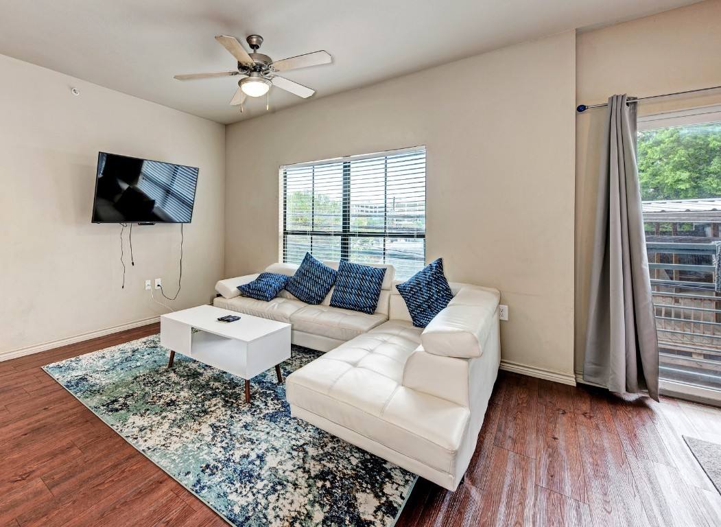 Apartment for rent at 5117 N Lamar Blvd #204, Austin, TX 78751