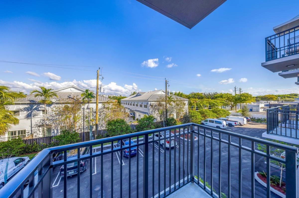 Apartment for rent at 20 NE 19th Ave #210, Pompano Beach, FL 33060