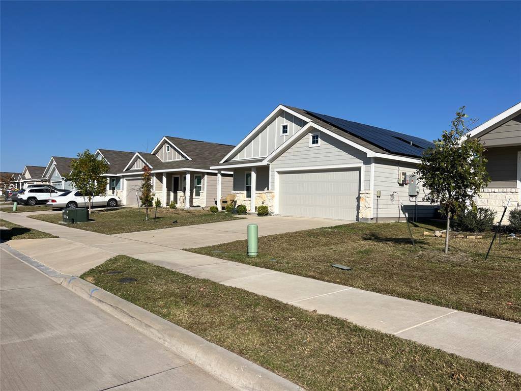 Apartment for rent at 5405 Lavender Dr, Princeton, TX 75407