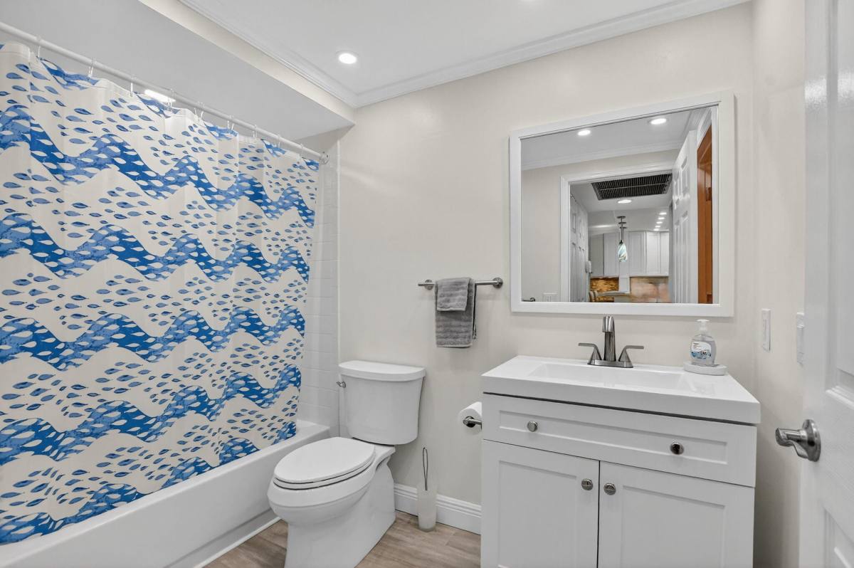 Apartment for rent at 18731 Stewart Circle #5, Boca Raton, FL 33496