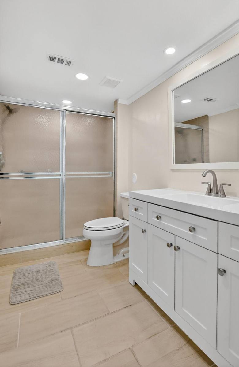 Apartment for rent at 18731 Stewart Circle #5, Boca Raton, FL 33496