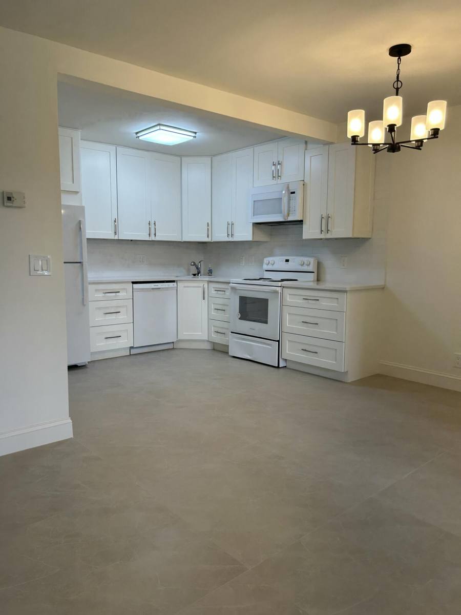 Apartment for rent at 205 Pine High Occupancy Vehicle Circle #205A1, Lake Worth, FL 33463