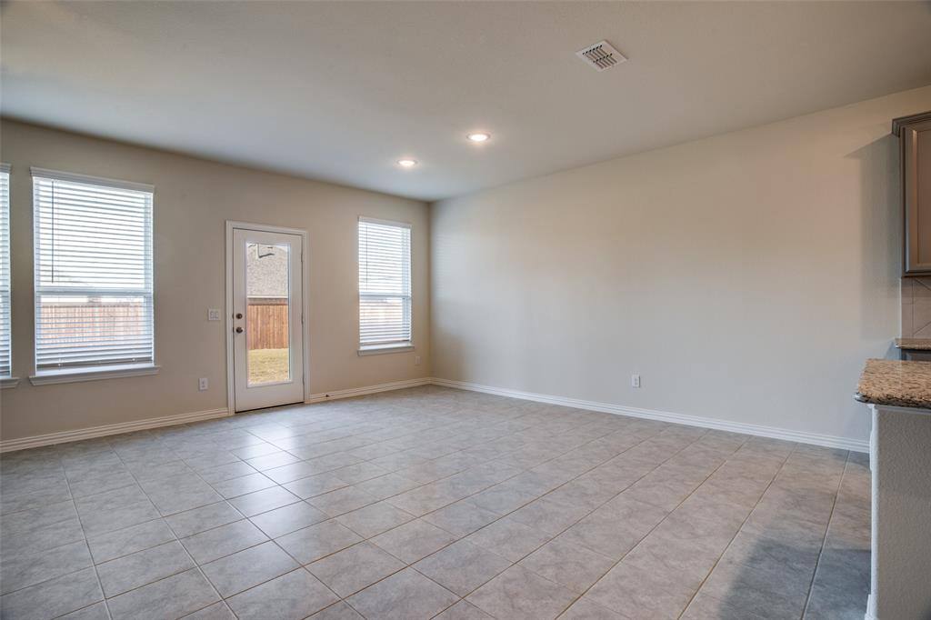 Apartment for rent at 1237 Sharp St, Anna, TX 75409