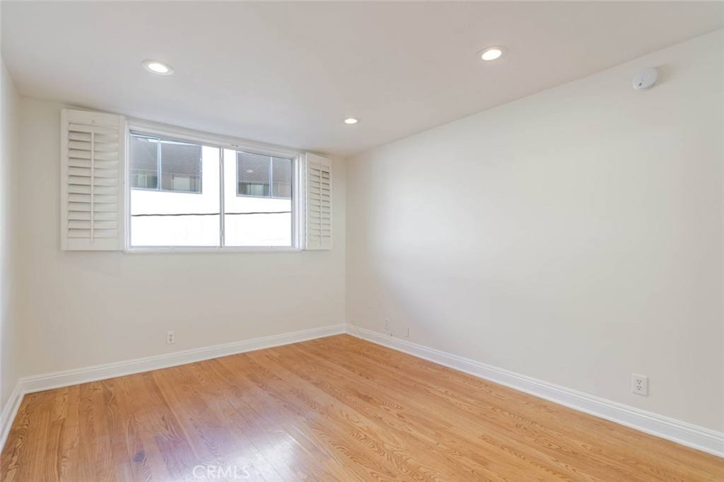 Condo for rent at 14141 Dickens St #211, Sherman Oaks, CA 91423