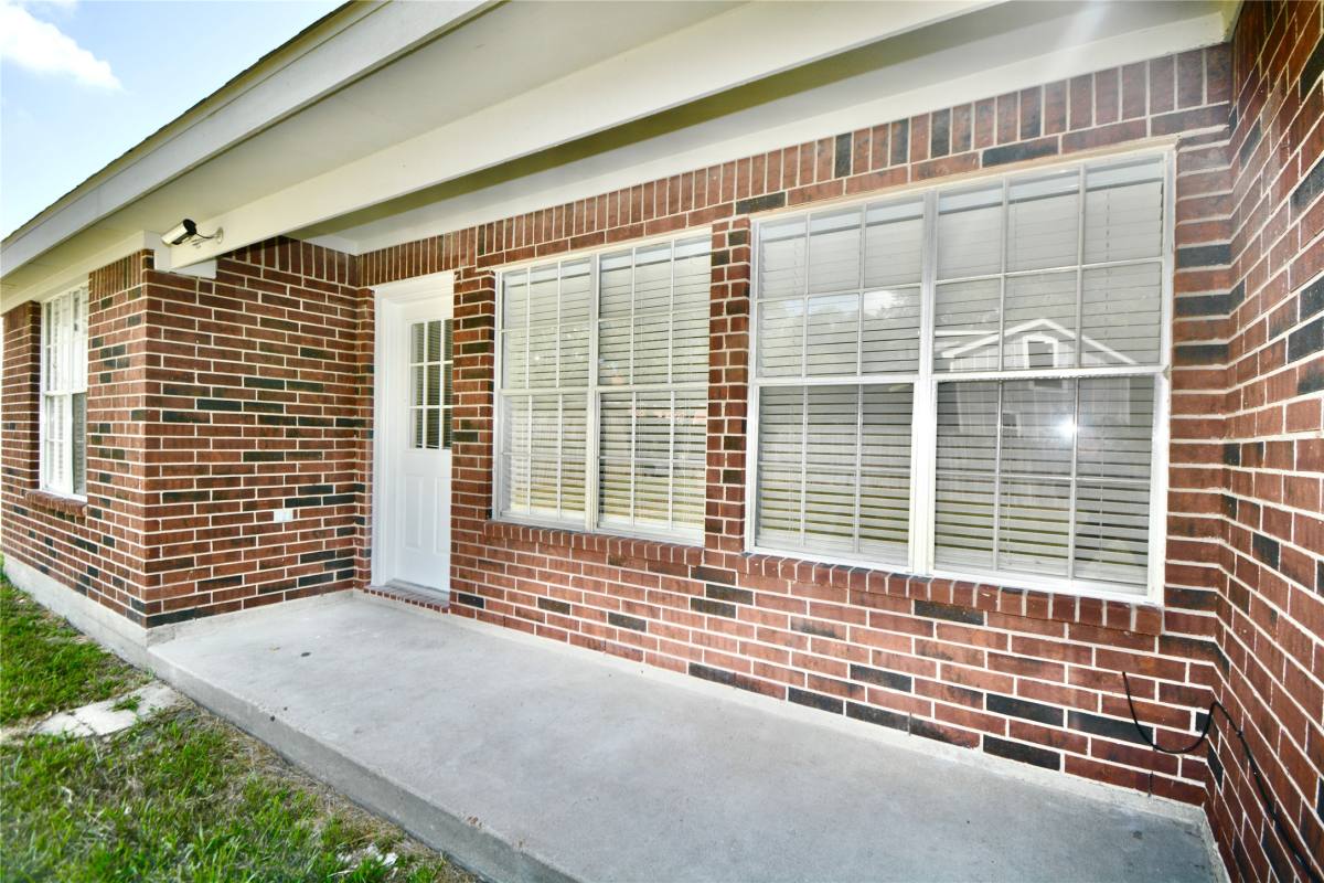 Apartment for rent at 2020 Ward St, Rosenberg, TX 77471