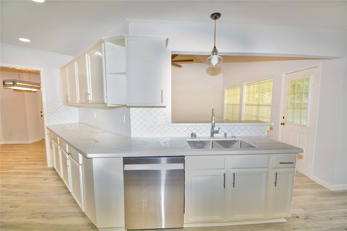 Apartment for rent at 2020 Ward St, Rosenberg, TX 77471