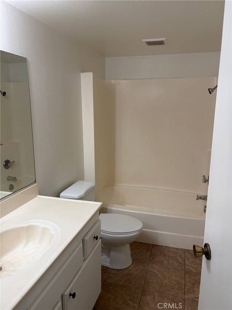 Condo for rent at 2727 Tropicana Dr, Riverside, CA 92504